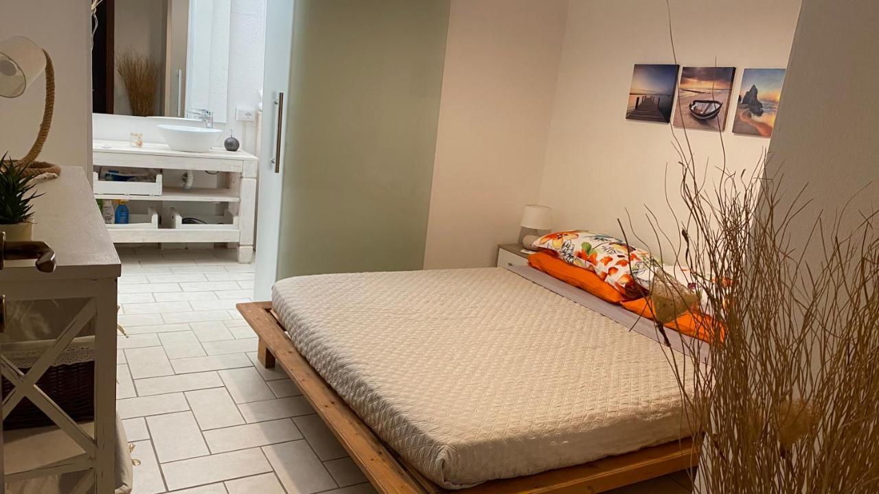 Apartament Stefania Porto Pino Zewnętrze zdjęcie