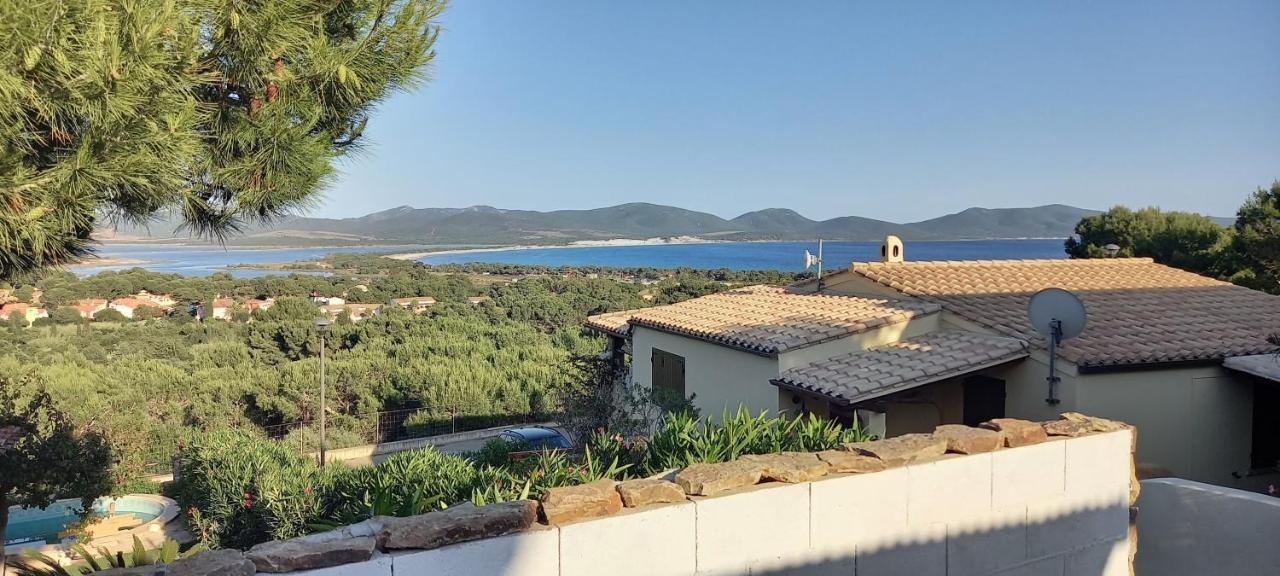 Apartament Stefania Porto Pino Zewnętrze zdjęcie